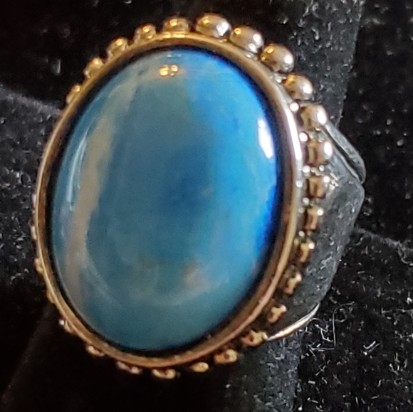 Premier Designs silvertone turquoise colored stone ring size 6 1/2 - Picture 2 of 9